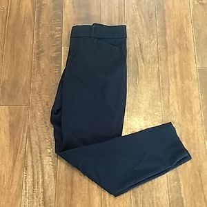 Like new Black Old Navy Pixie Pants. Size 4.